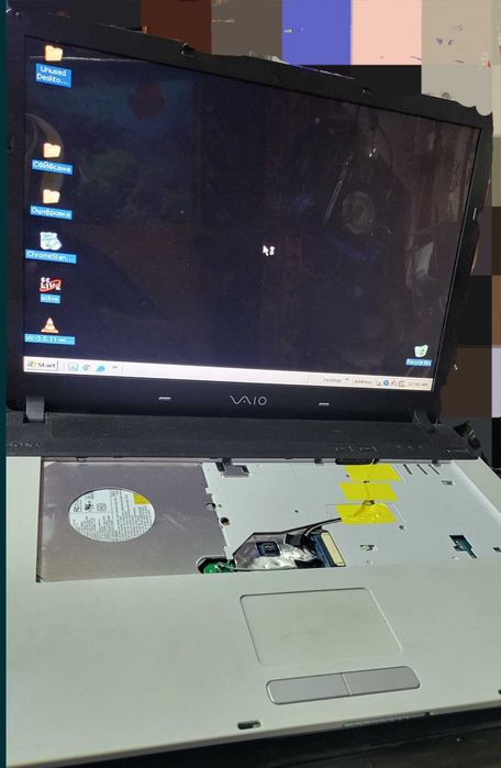 Ноутбук Sony Vaio,бес диска,бес,зарядки,фарфор,sharp,