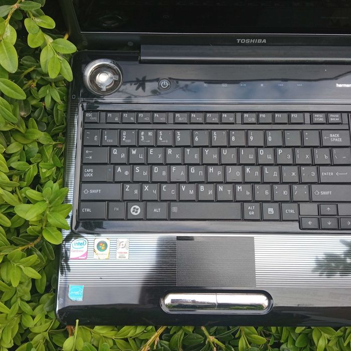 Ноутбук Toshiba Satellite