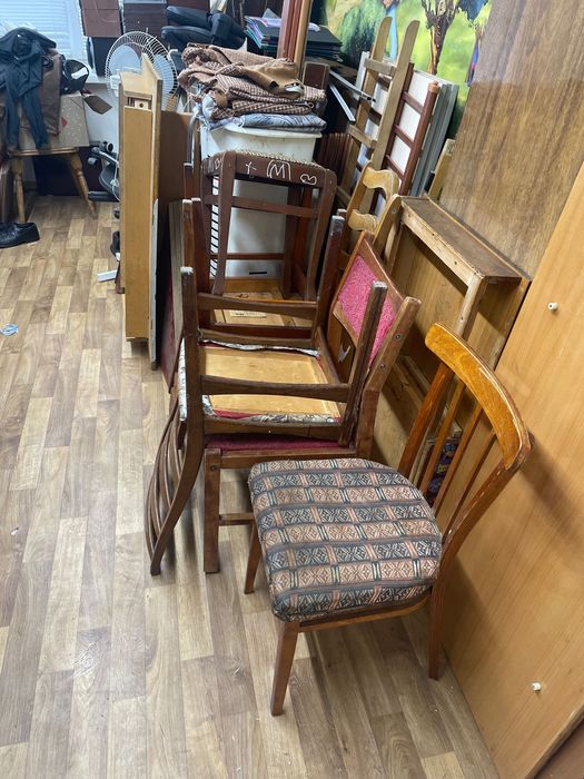 Стулья деревянные б/у