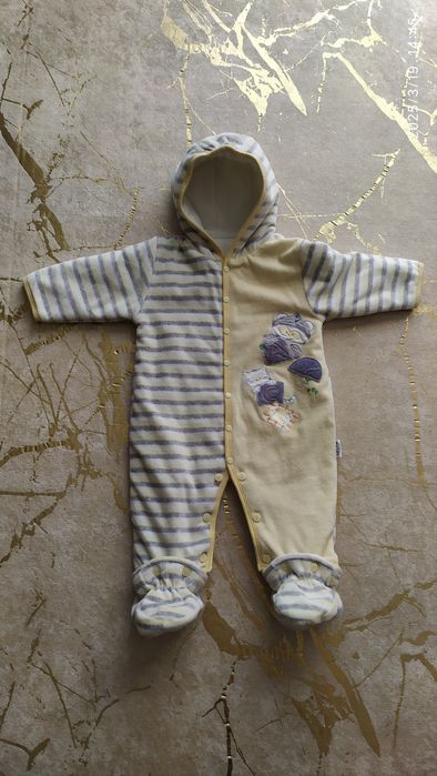 Kombinezon wiosenny  jesienny żółty w szare paski, r. 68, Gleeck