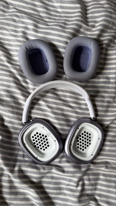 Apple airpods max