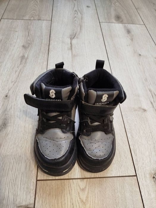 Продам дитячі демі черевики на хлопчика 29 рр
