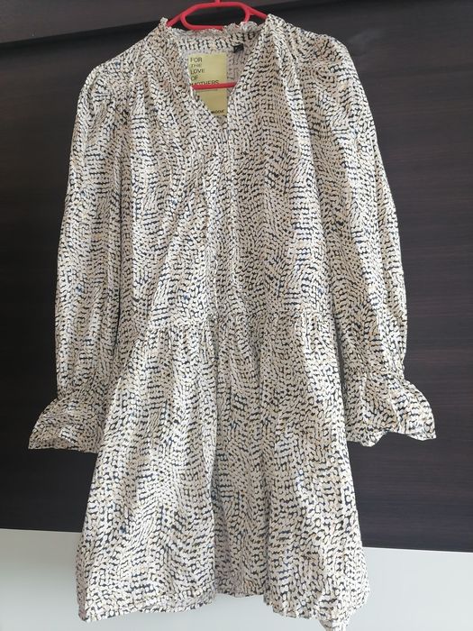 Sukienka wzorzysta Vero Moda - rozmiar S