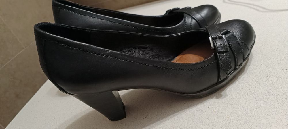 Sapatos com salto ALDO