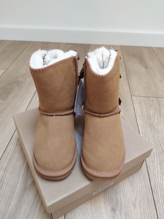 Nowe skórzane buty "Emu" rozm. 28