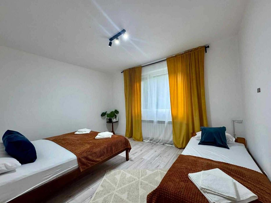 Apartament z balkonem dla pracowników – świetna lokalizacja