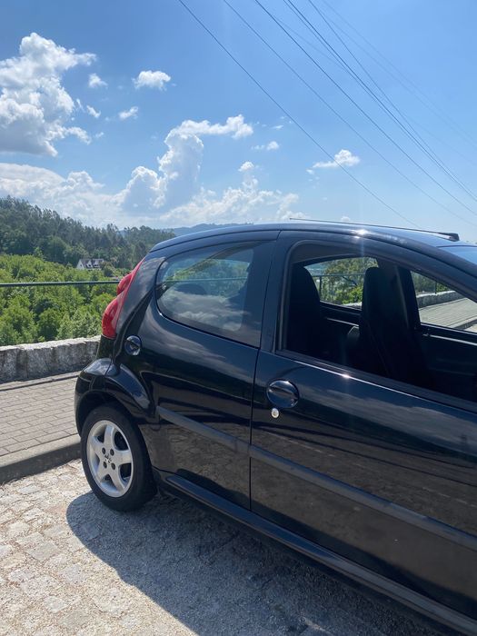 Peugeot 107 como NOVO