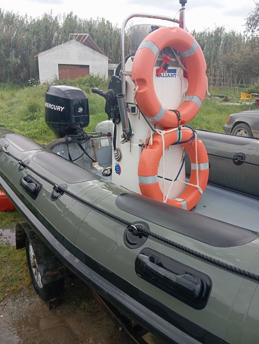 Barco Vaillant 4.90