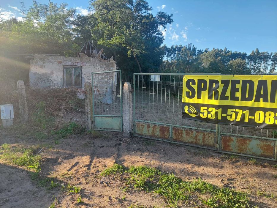 Działka 15 ar  na sprzedaż