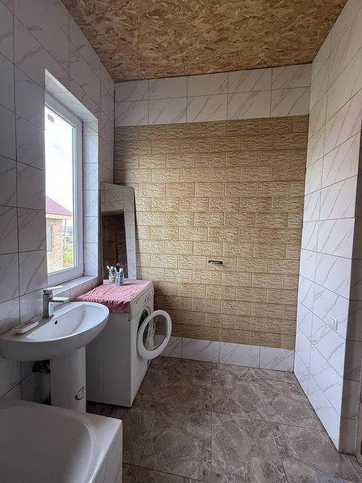 Продам будинок з ГАЗОВИМ опаленням в с.Сатиїв.