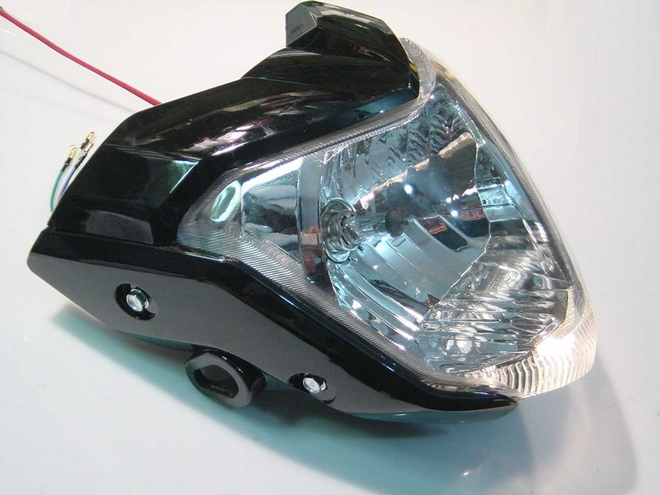 Farol para mota com mínimos, médios e máximos