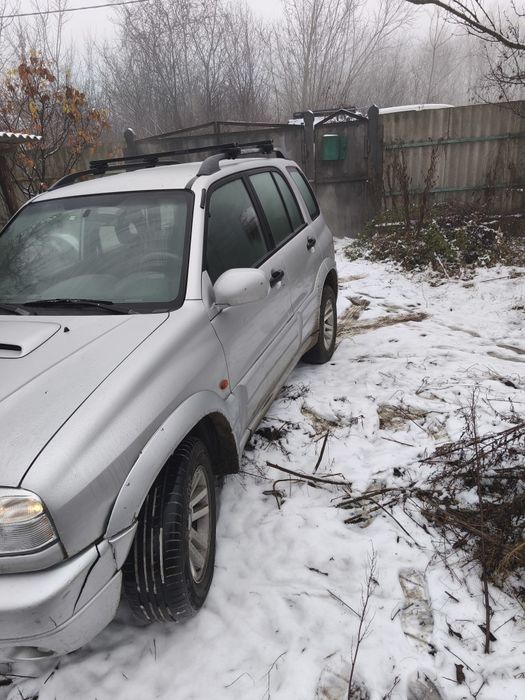 Автомобіль Suzuki Grand Vitara
