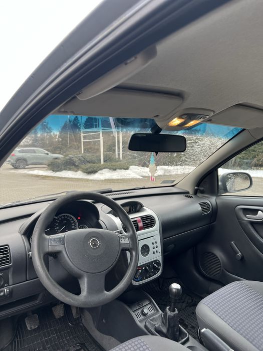 Opel Corsa C 1,0L 2002r / Klimatyzacja / Nowy przeglad