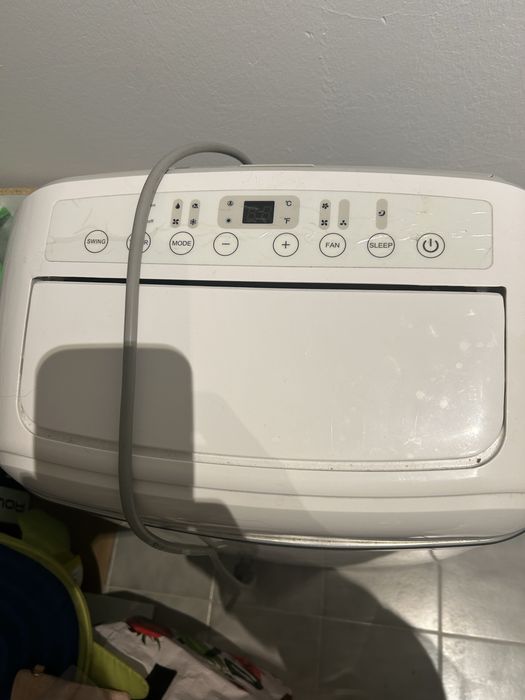 Ar Condicionado Portátil Becken BAC4255 – 12000 BTU – Frio/Quente