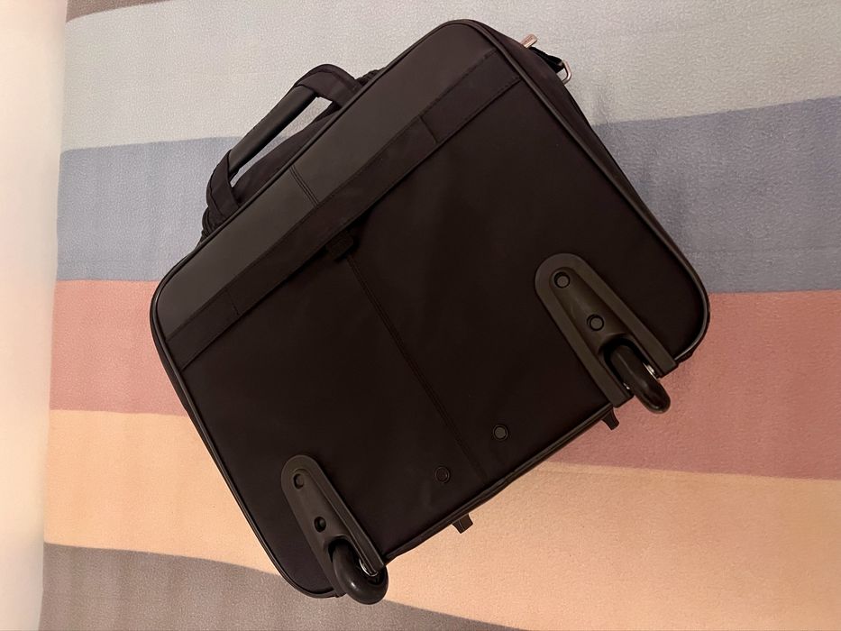 Pasta / Trolley de Portatil e viagem