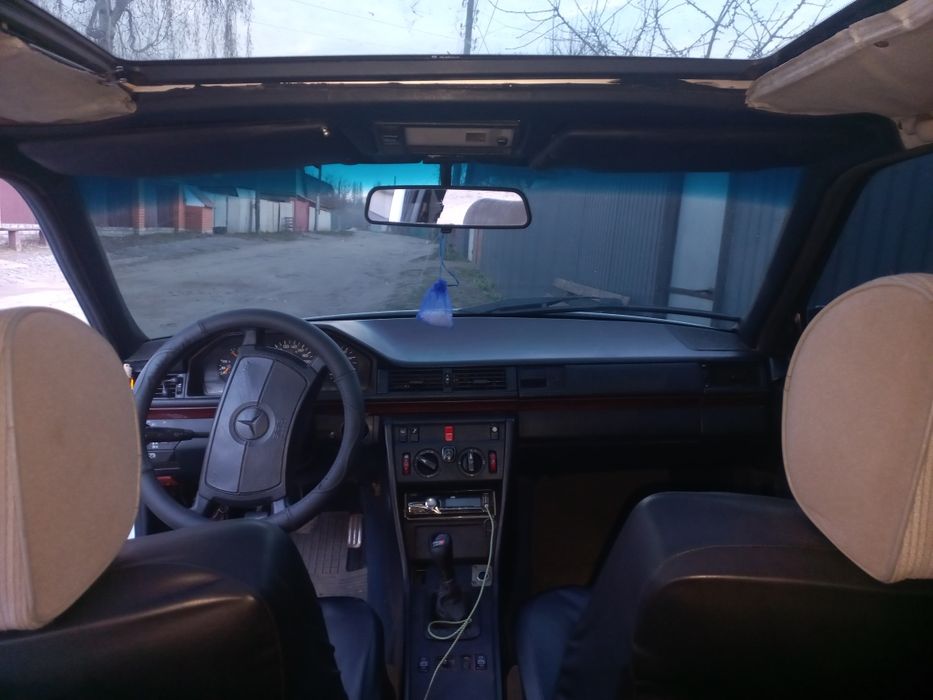 Мерседес w124 e260