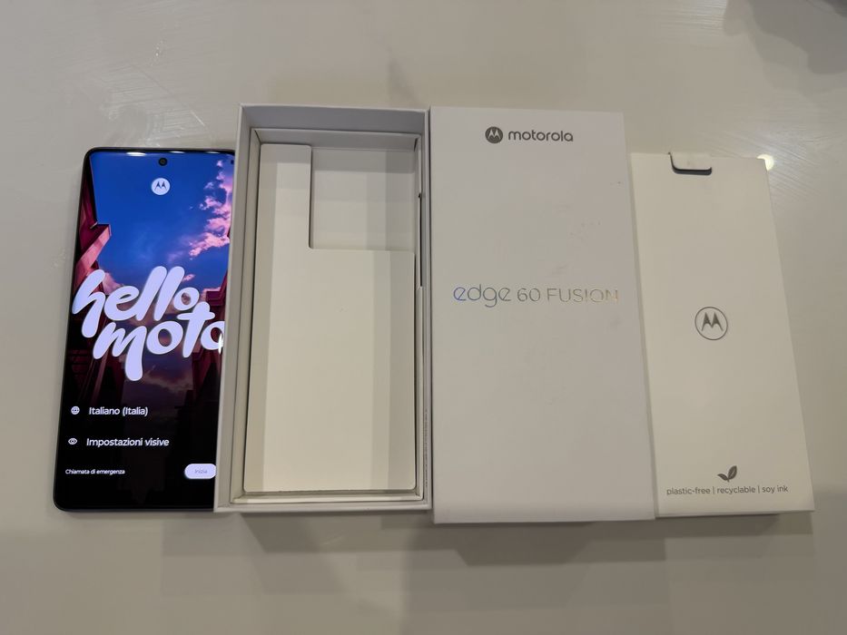 Смартфон Motorola Moto Edge 60 Fusion 8/256GB