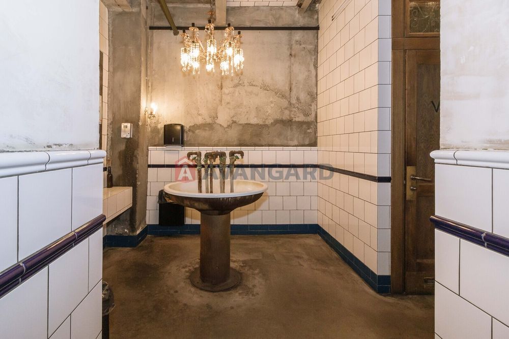 Готовий бізнес Ресторан-ПАБ центр Києва, на Бесарабці БЕЗ %