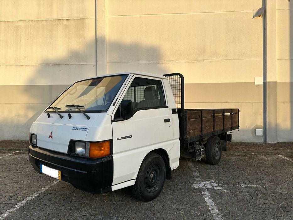 Mitsubishi L300 2000