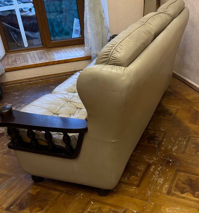 Диван-тройка + 2 кресла