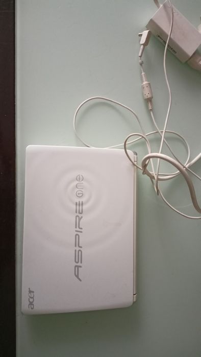 Komputer laptop Acer aspire one d257 10.1"