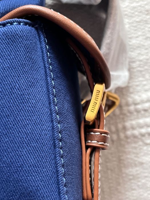 Granatowy plecak miu miu