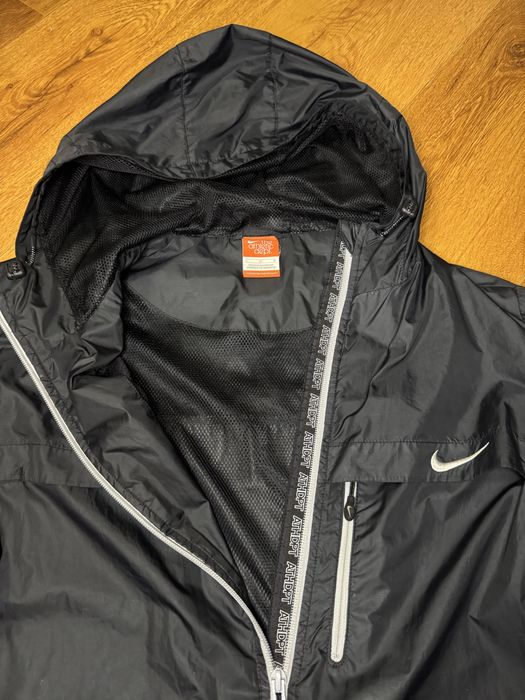 Куртка вітровка nike