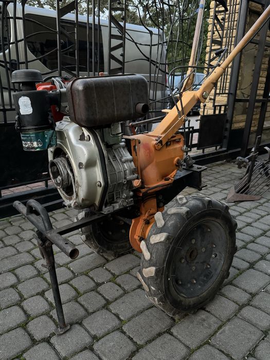 Дизельний мотоблок Zubr 6 к.с та повниц комплект навісного обладнанння