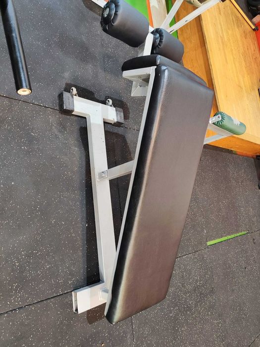 Banco declinado technogym