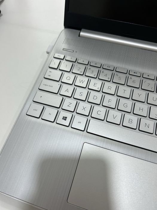 Computador HP Laptop