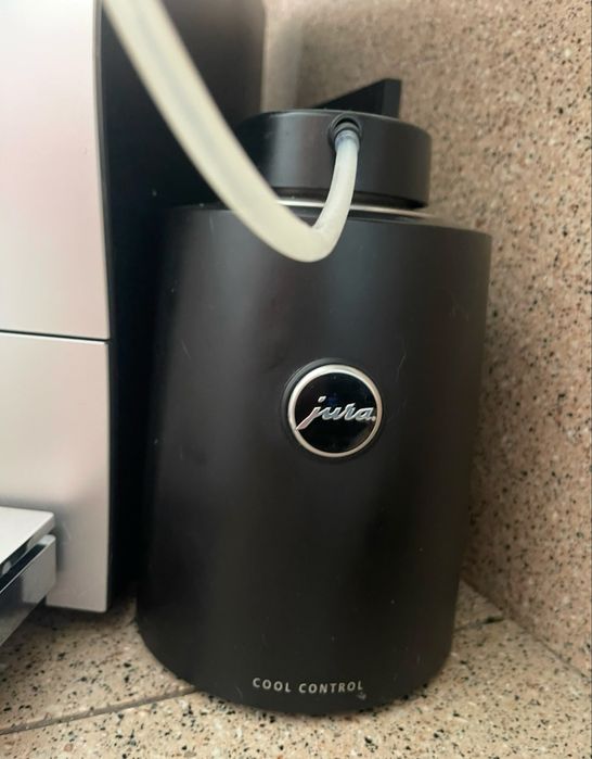 Jura chlodziarka do mleka cool control