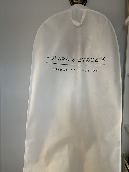 Suknia Ślubna z salonu Fulara i Żywczyk.