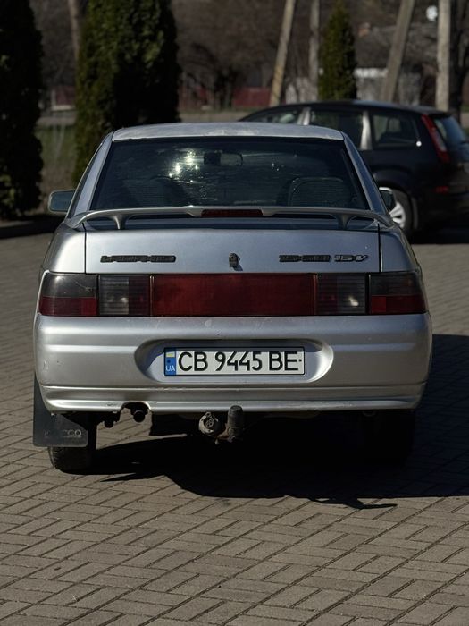 ВАЗ 2110.