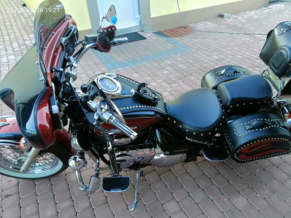 Motor motocykl  Suzuki valusia