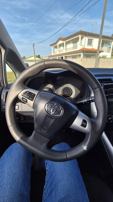 Toyota Auris 2010 1.4 diesel