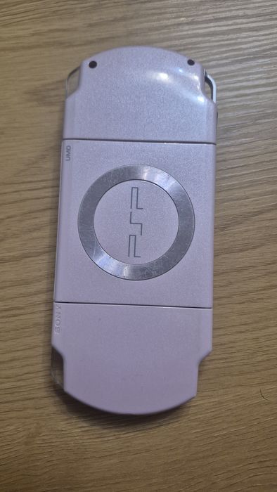 Psp 2000 рожевий