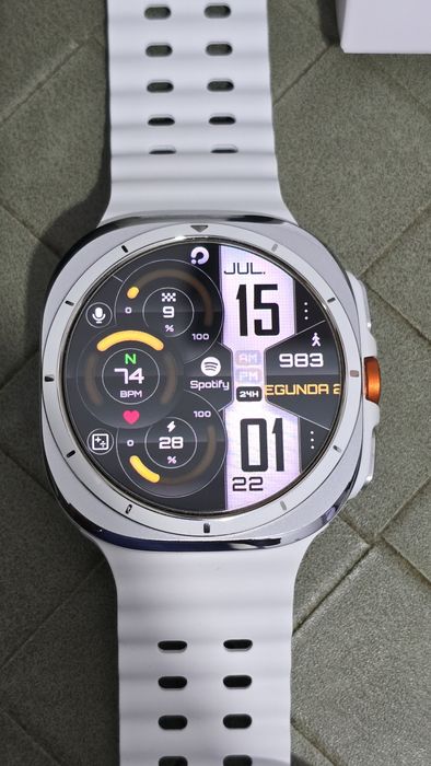 Galaxy Watch Ultra Titanium
