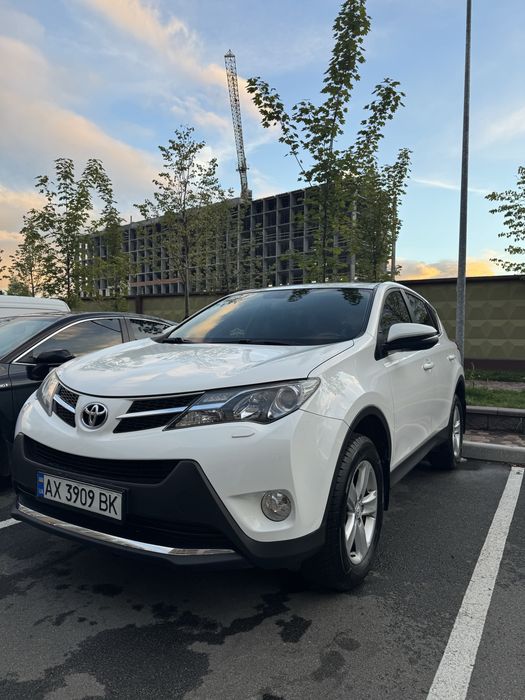 Продам авто Toyota rav 4 2013 року