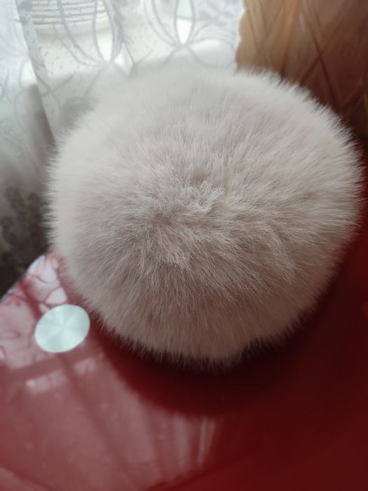 Жіноча зимня шапка пух кроліка