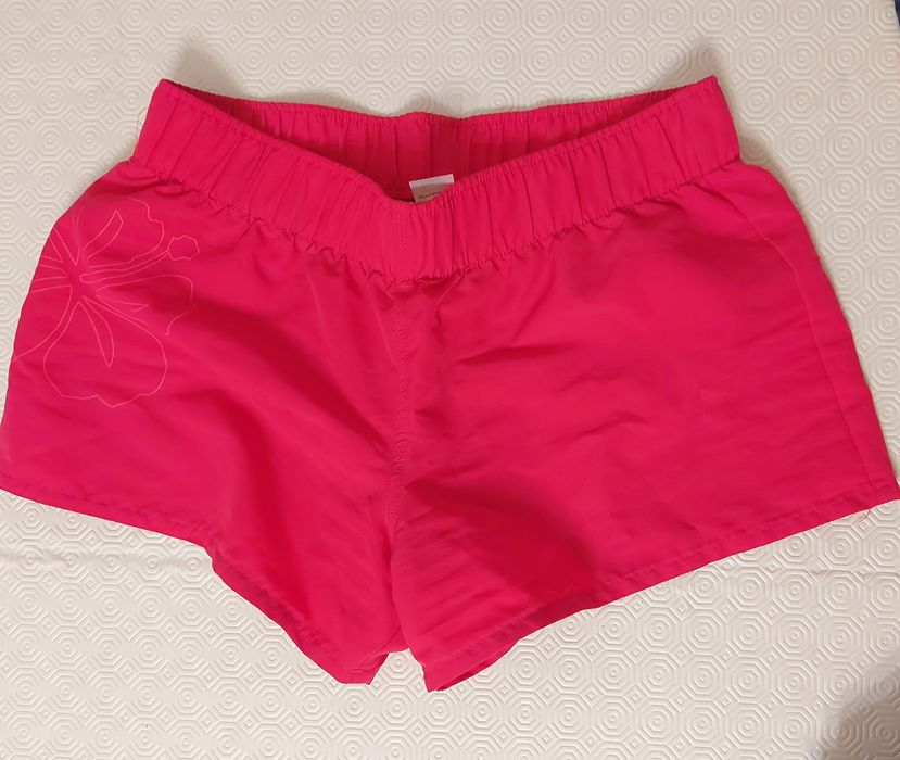 Fuchsia Shorts | Size 40 | Tribord64332158799873120