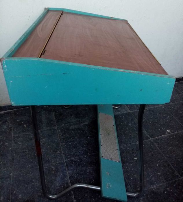 secretária de criança: anos 70, para restauro