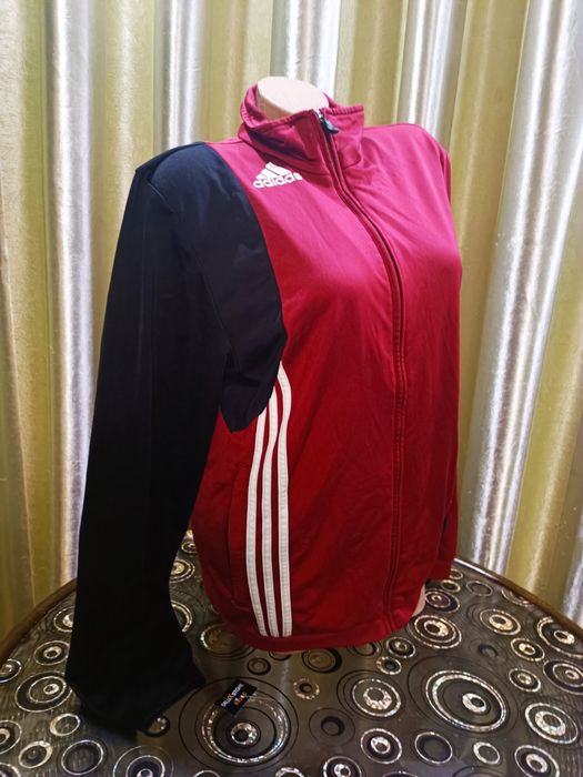 Спортивная кофта Adidas