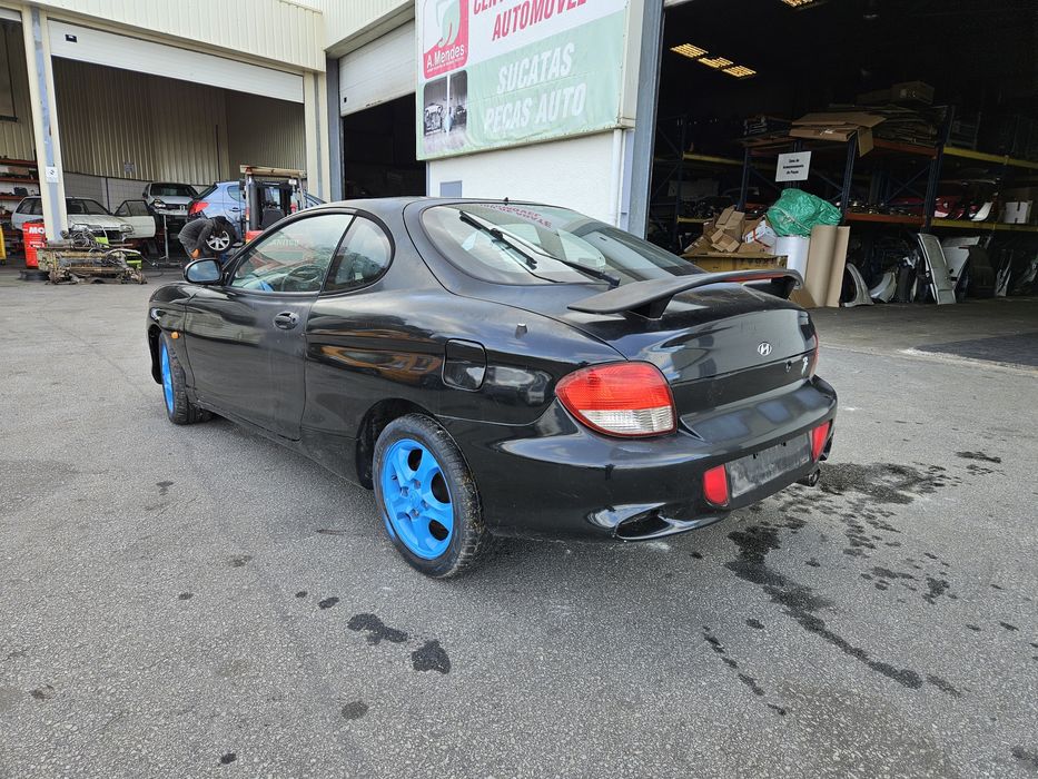 Hyundai Coupé 1.6i de 2000 para peças