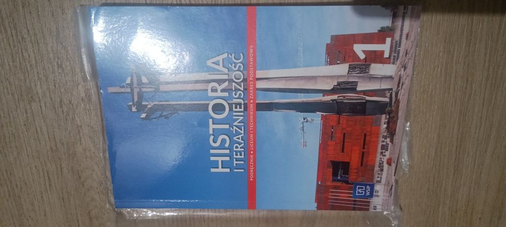 Historia i teraźniejszość