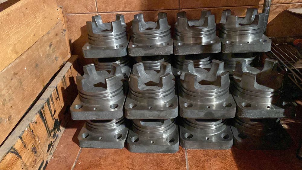 лобові кришки гідравлічноі частини бурового насосу НБ32 НБ50