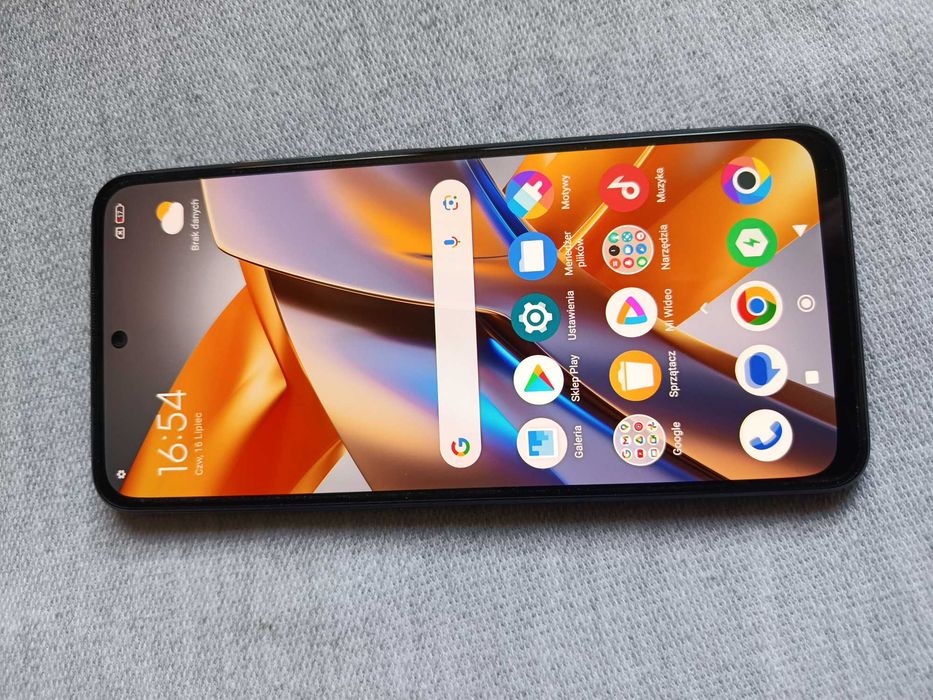 smartfon POCO M5s