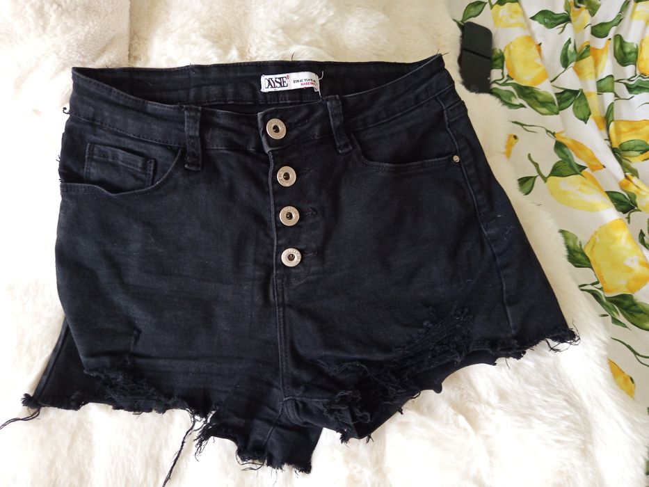 Spodenki czarne jeans z przetarciami Denim