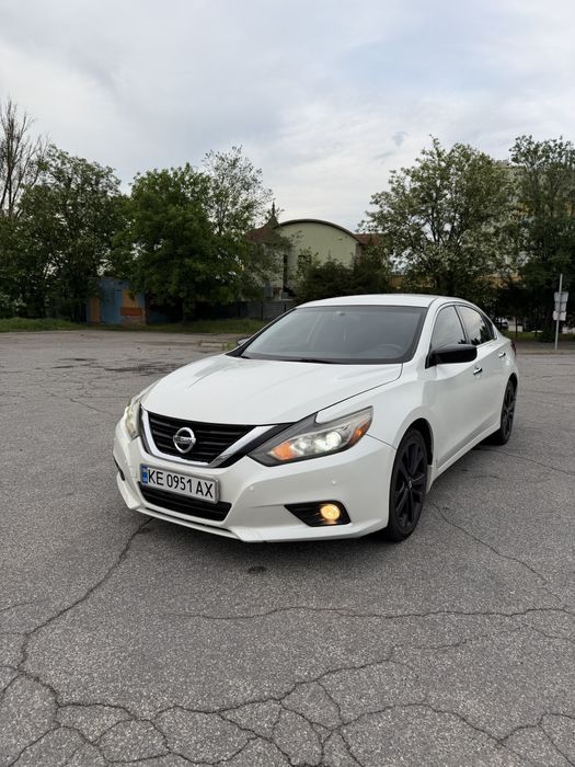 Nissan Altima 2017, 2.5 бензин Автомат