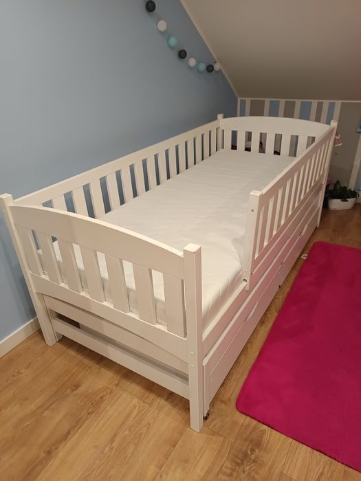 Podwójne łóżko dziecięce