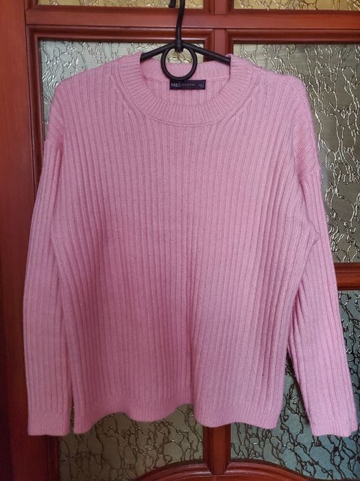 Подарую одяг на XS-S